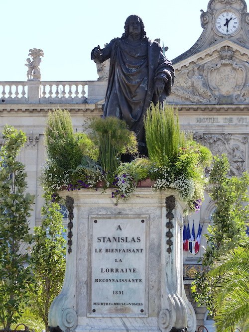 Ville de Nancy - Installation du jardin éphem&eagrave;re 