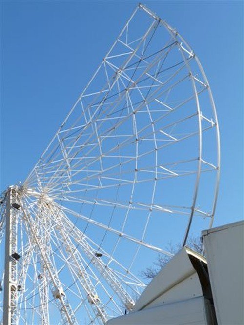 Ville de Nancy - Montage de la grande roue à  la Foire